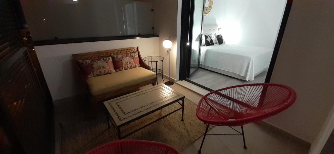 Teatinos Suite Μάλαγα Εξωτερικό φωτογραφία